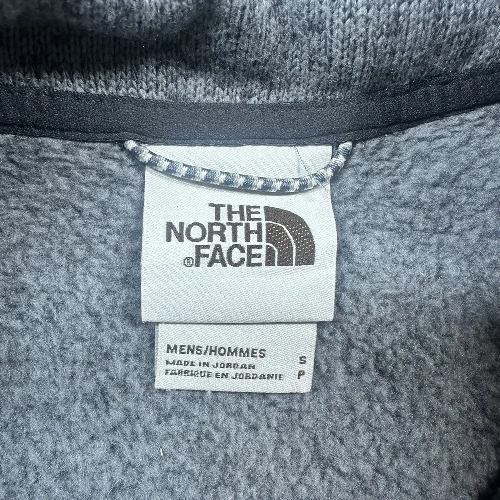 The North Face zip good